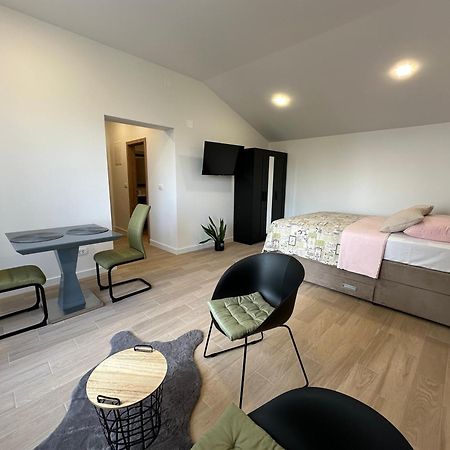 Apartmani "Mnm", Senj Senj  Exteriér fotografie